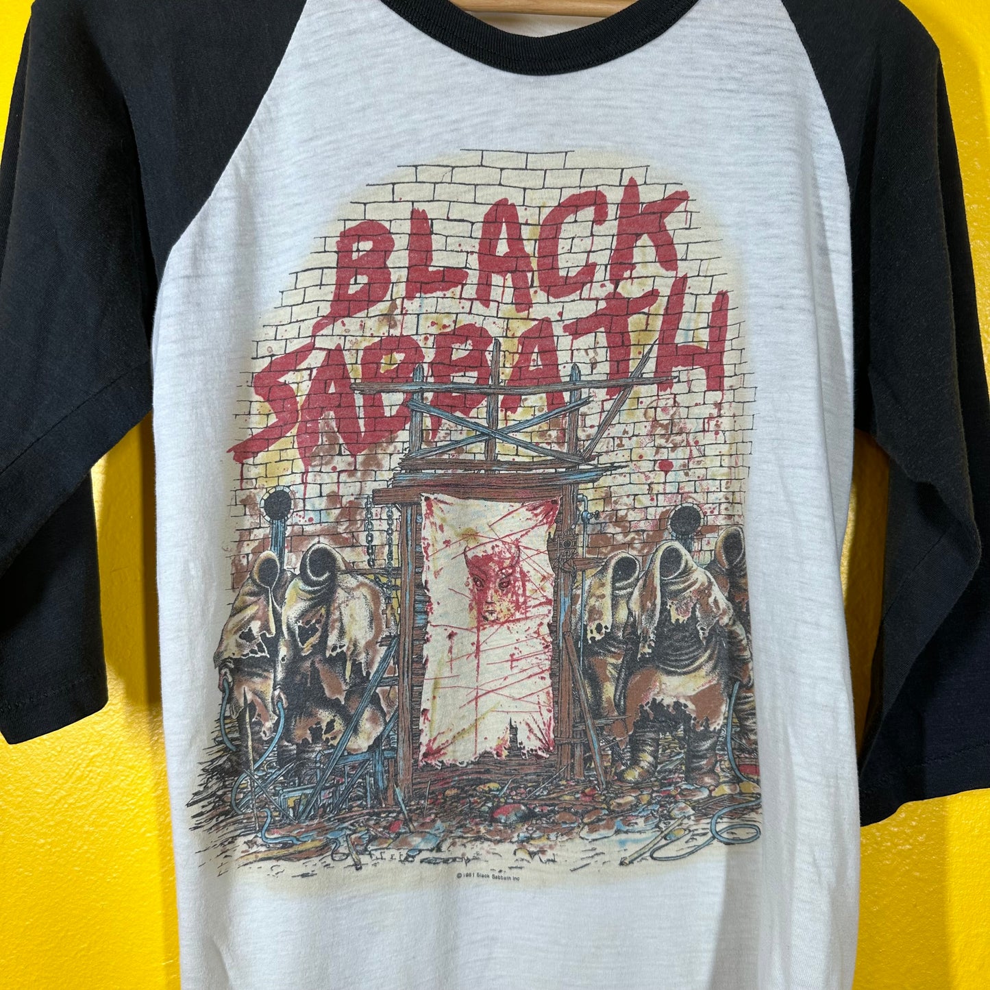 VTG Black Sabbath Mob Rules Raglan size M