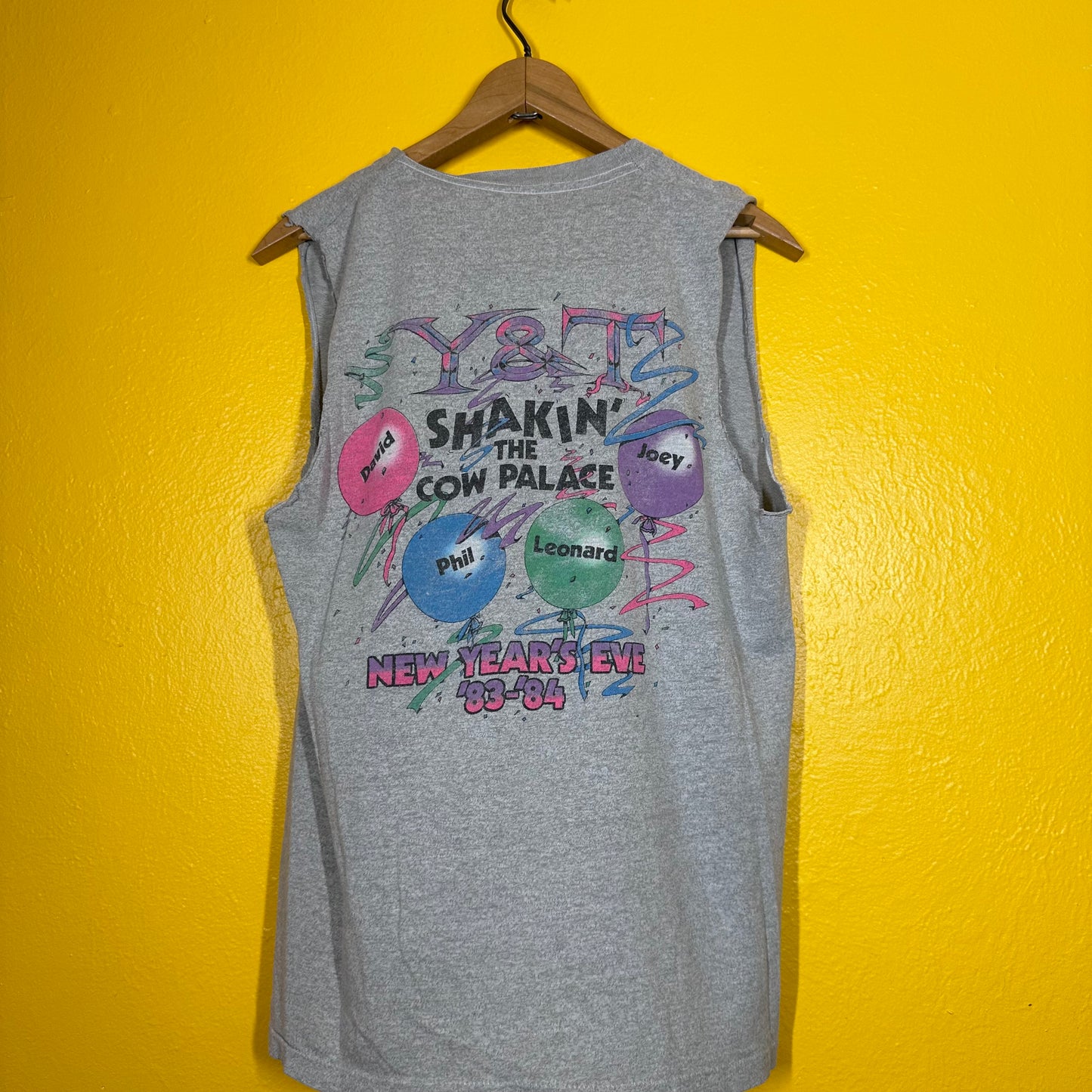 Vintage 1980s Y&T Single Stitch Shakin The Cow Palace Tour Tee Sz M