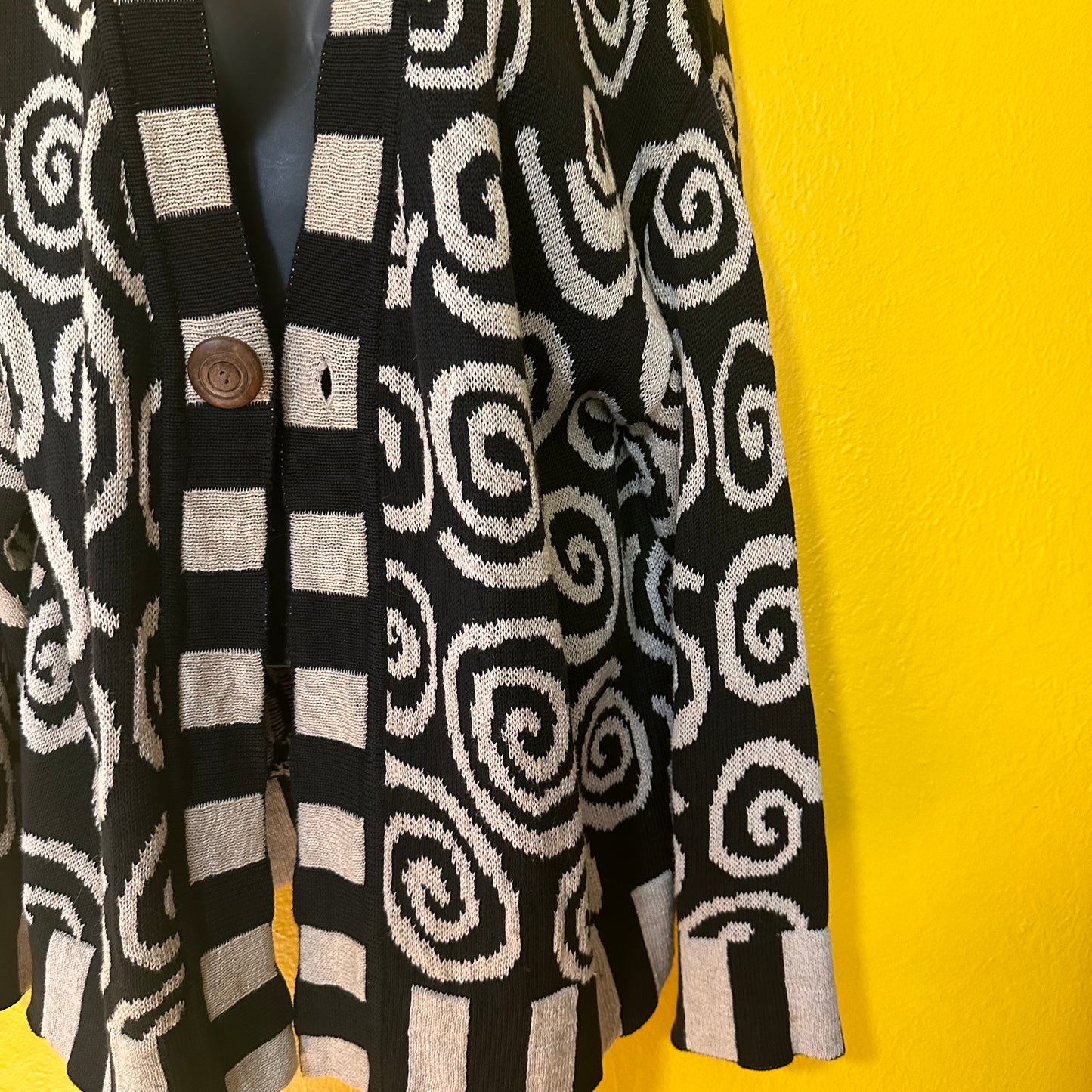 Vintage 1980s Abstract oversized Cardigan S L