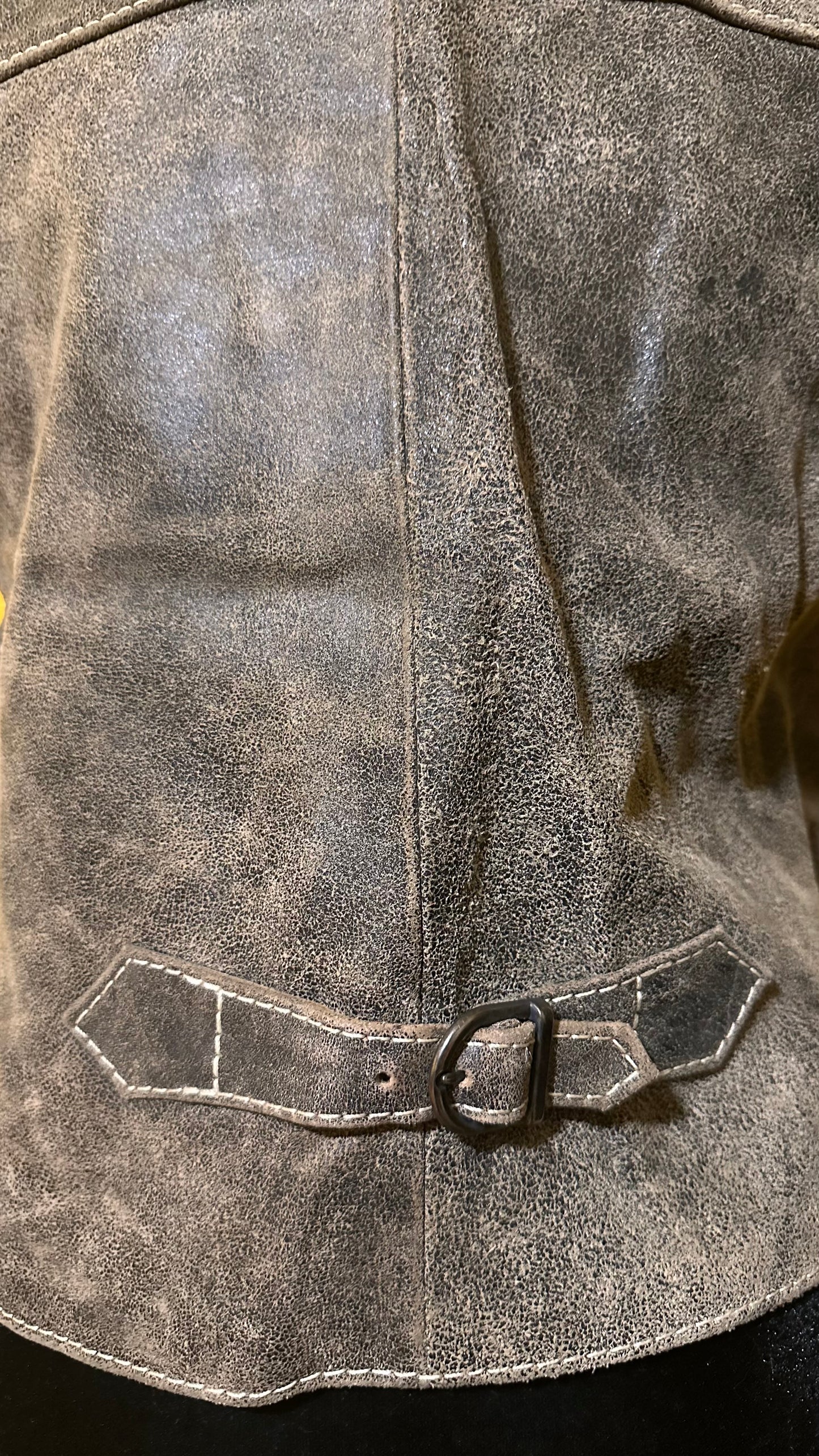 Vintage 1960s Distressed Buckle Back Leather Vest M