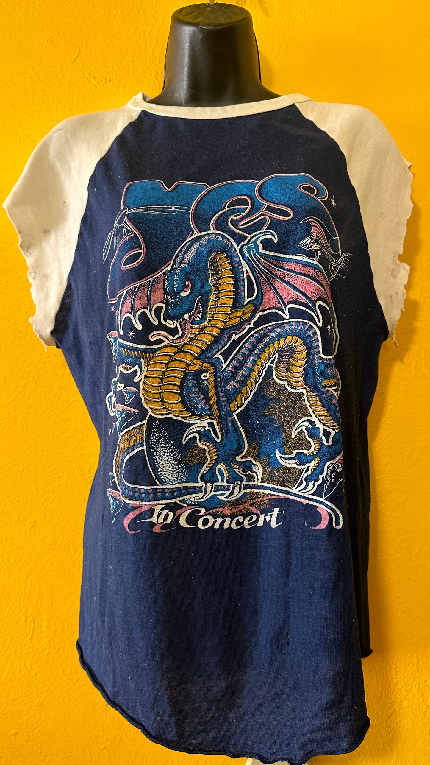 Vintage YES Parking Lot Boot Misprint 1980s Raglan M