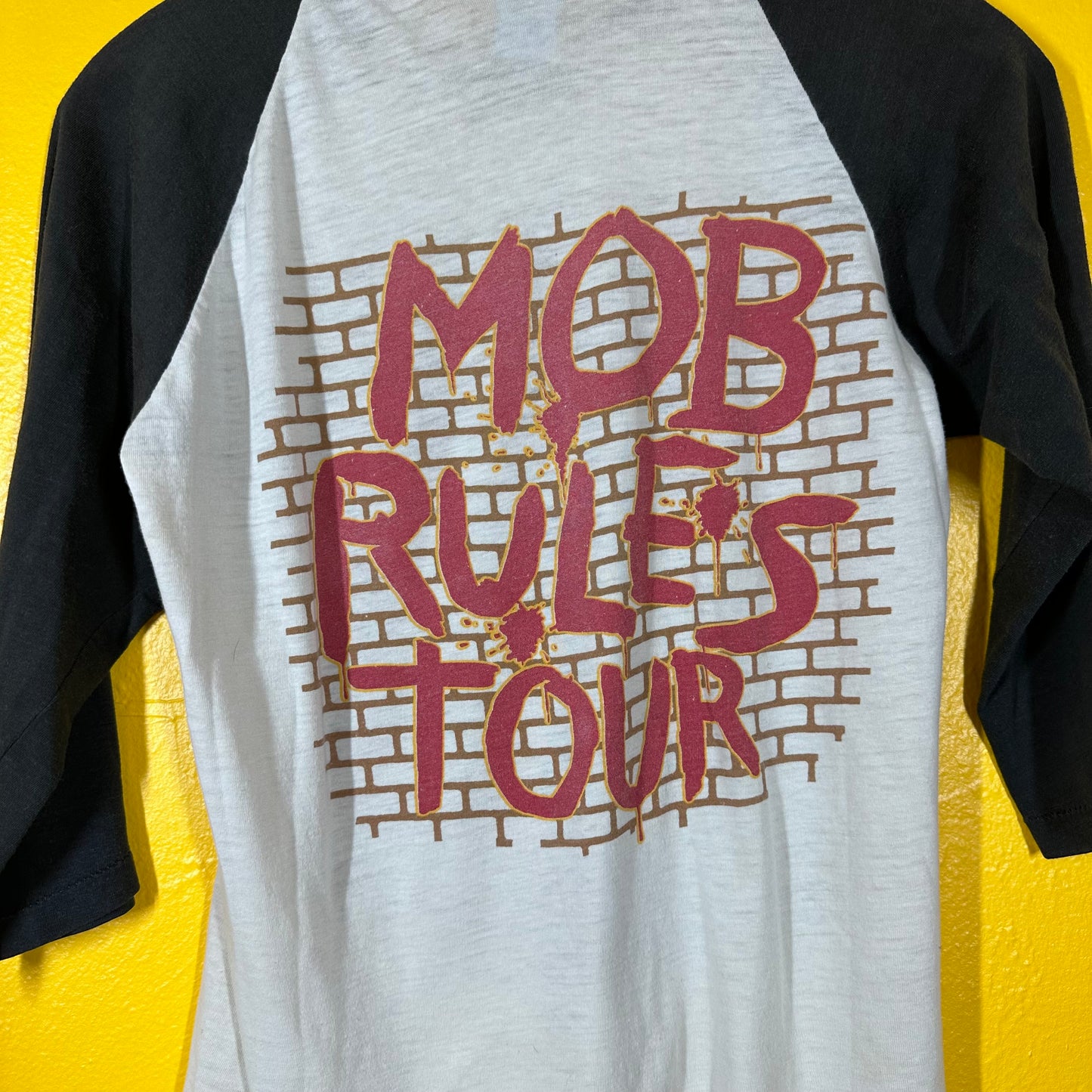 VTG Black Sabbath Mob Rules Raglan size M