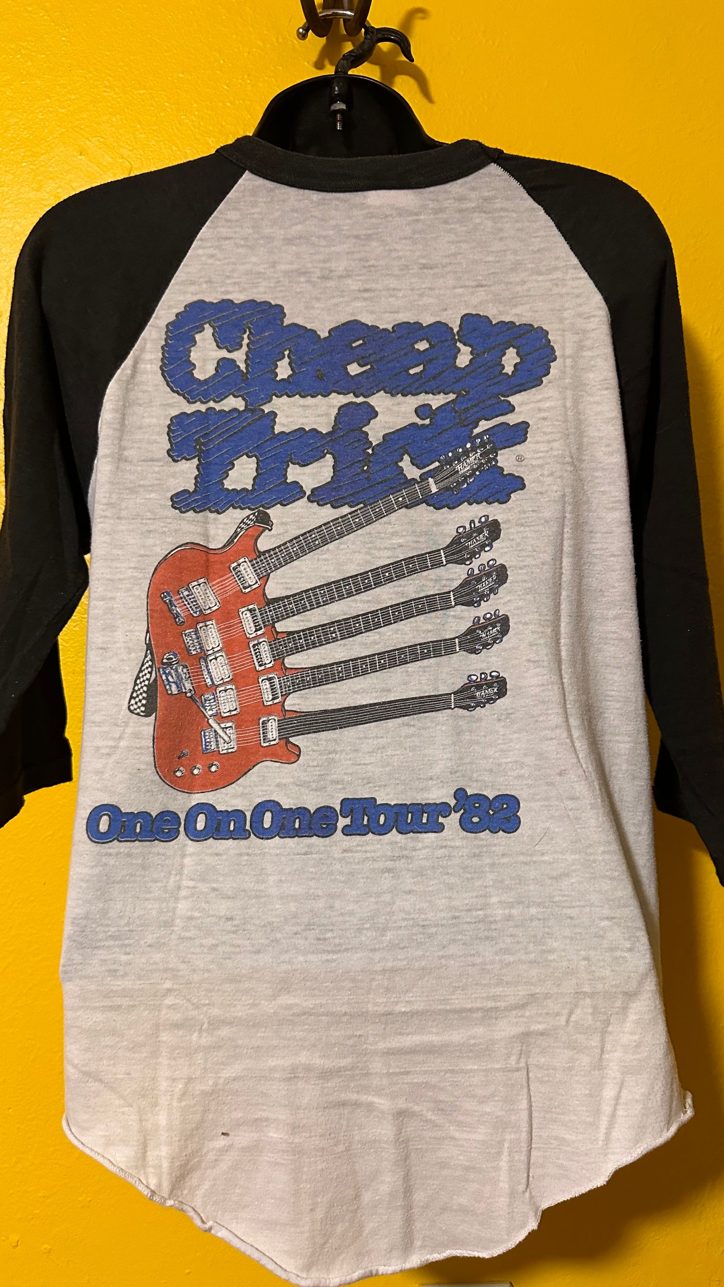 1982 Cheap Trick Raglan Sz M