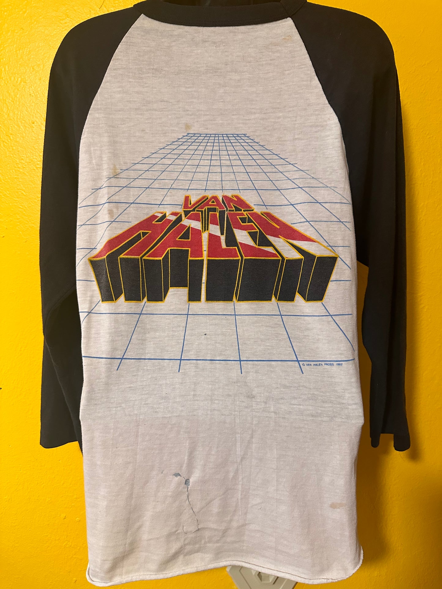 1982 Vintage Van Halen Live Raglan Sz M