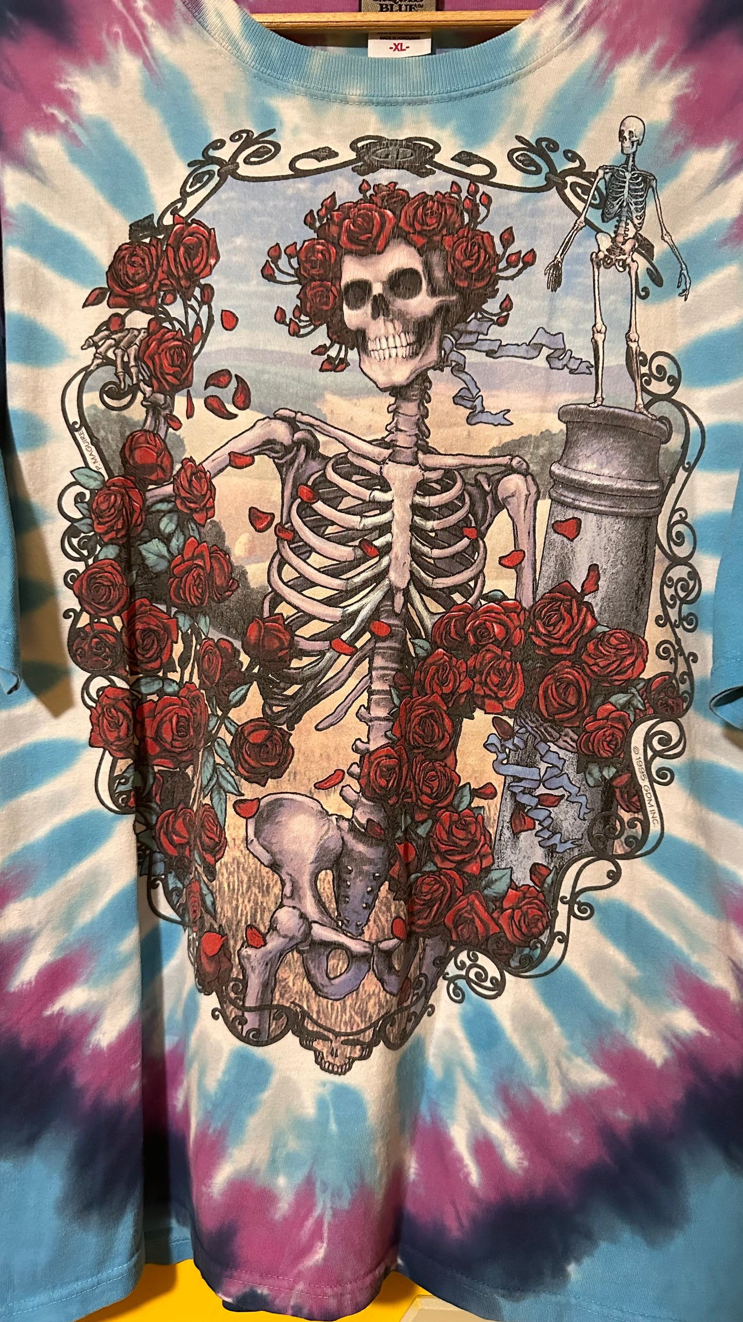 Vintage 2000s Reprint of 1995 Grateful Dead Tee Liquid Blue XL