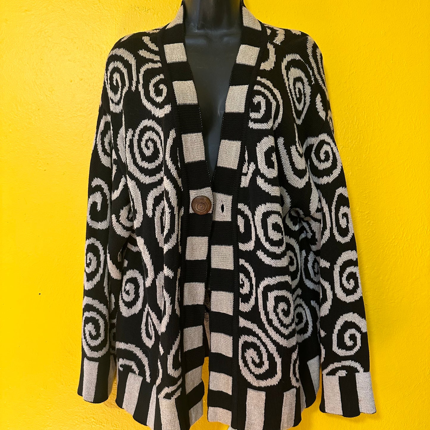 Vintage 1980s Abstract oversized Cardigan S L