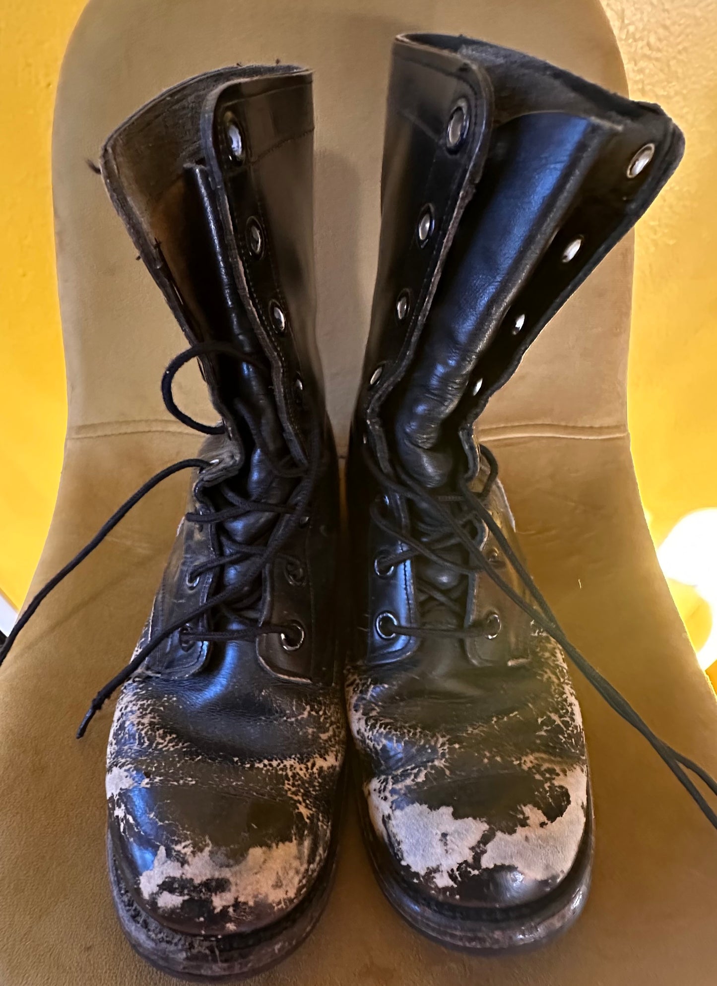 Vintage 1960s Faded Military Issue Vietnam Combat Boots Sz 9