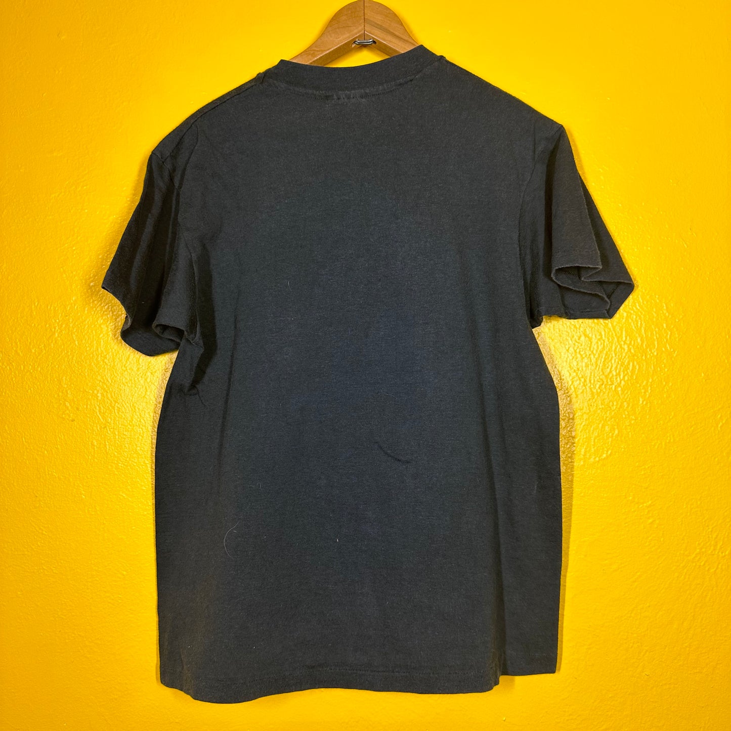 VTG Anvil Tee Sz M 1980s Single Stitch Metal Band Tee