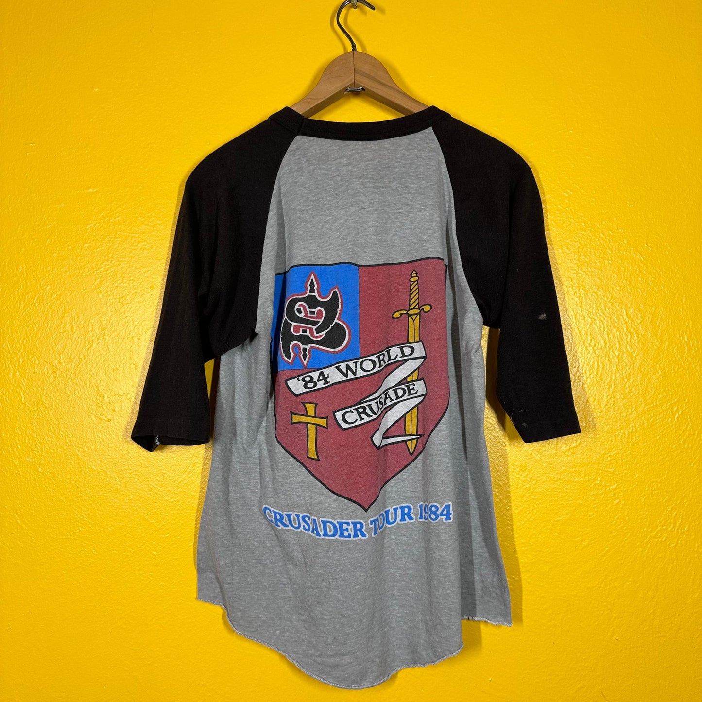 Vtg Saxon Raglan World Tour Tee 84 Sz M Metal Thrash Rock T Metalcore Doublesided