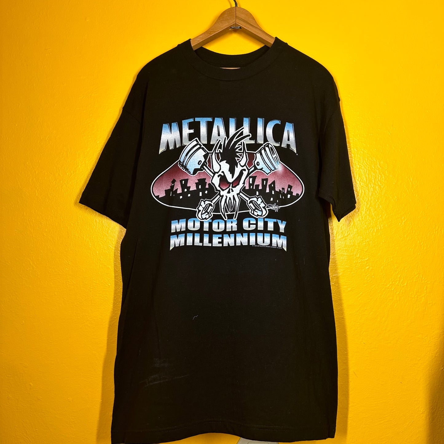 1999 Vintage Metallica Motor City Millennium Tour Tee with Backhit Sz L Tour Champ Tag