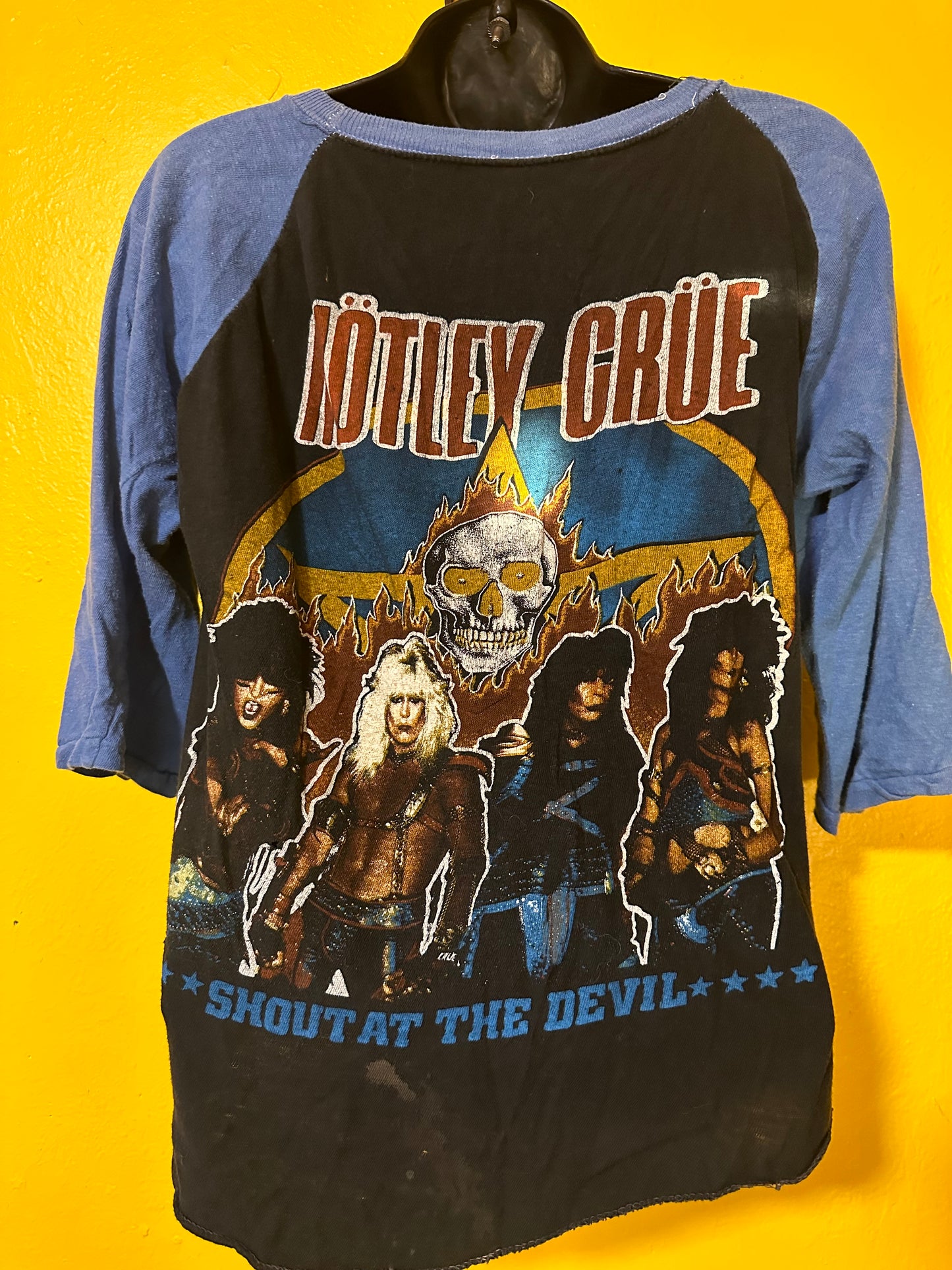 Vintage 1980s Ozzy Osbourne / Motley Crue Raglan M