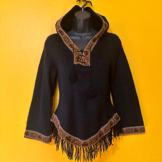 Vintage 1970s Alpaca Hoodie with Fringe S Small