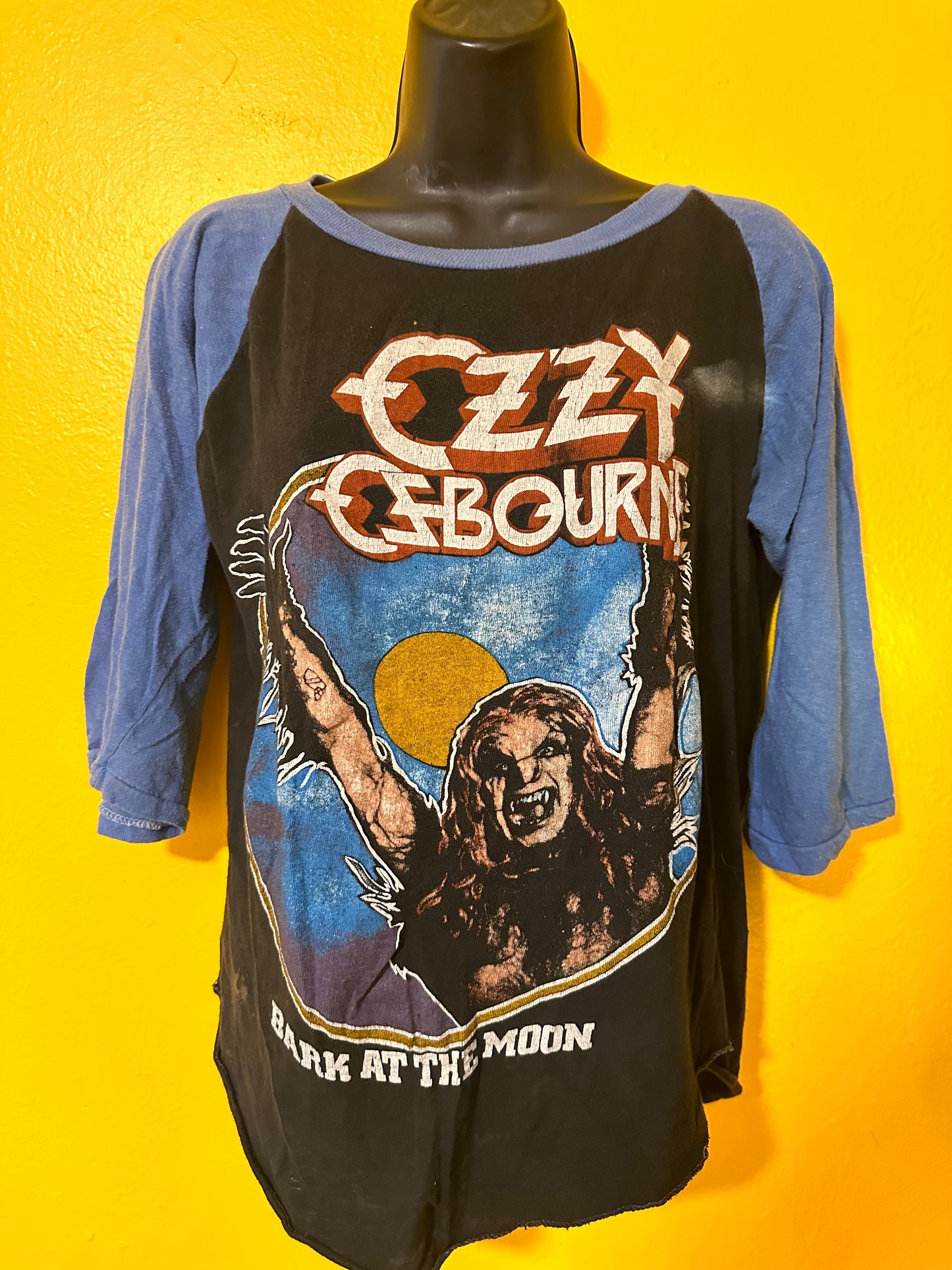 Vintage 1980s Ozzy Osbourne / Motley Crue Raglan M