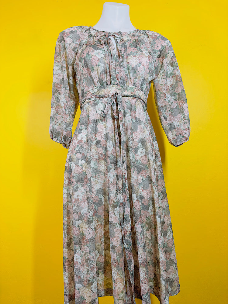 1970s Vintage Floral Cottagecore Dress